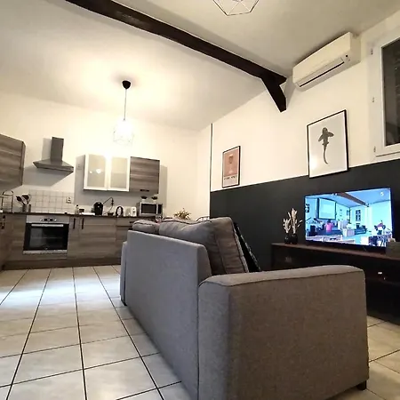 A Deux Pas Des Halles - Hypercentre - Idéal Couple *