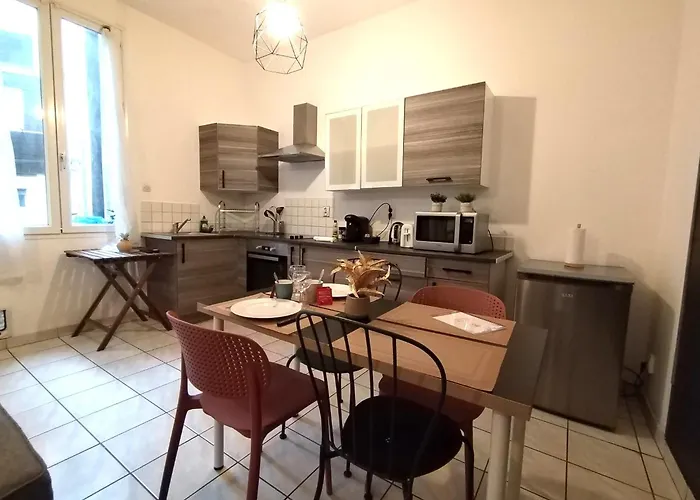 A Deux Pas Des Halles - Hypercentre - Ideal Couple Pau